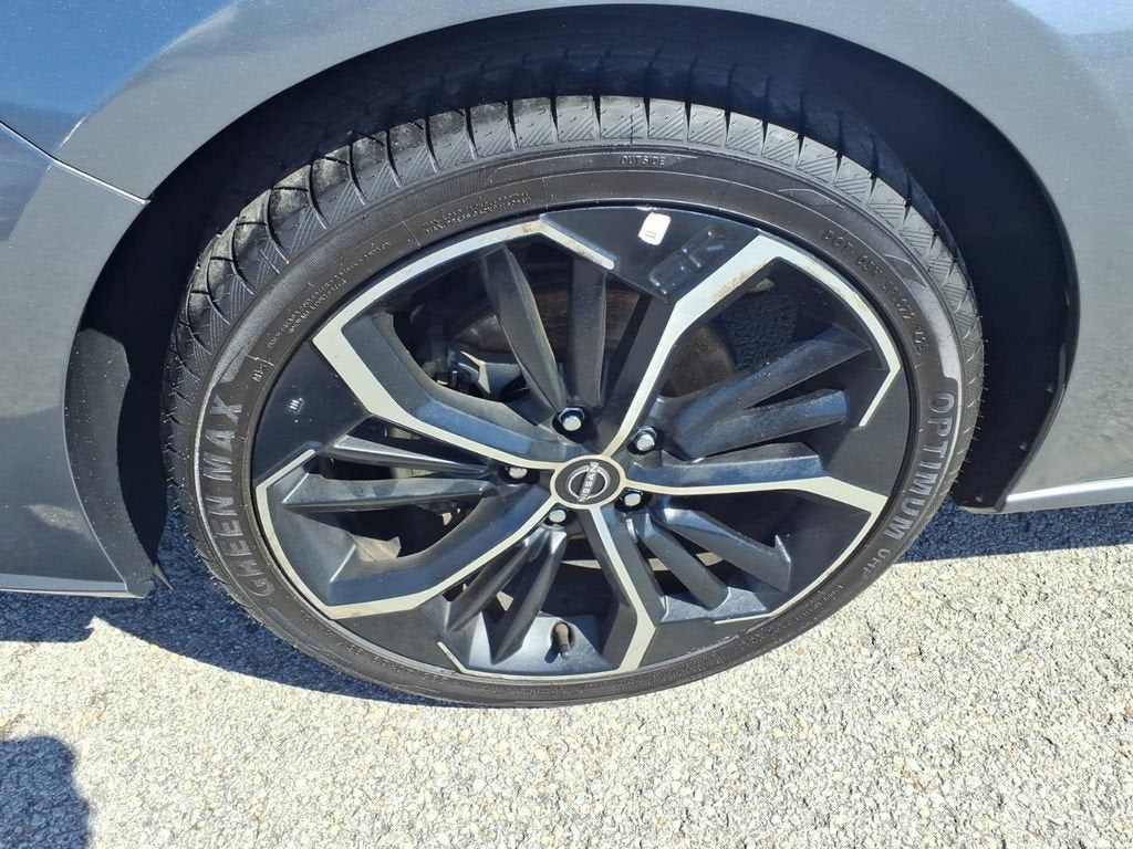 2024 Nissan Altima — detail view