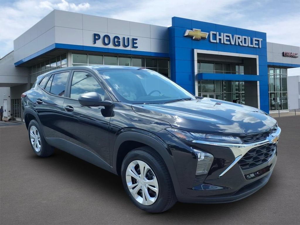 2026 Chevrolet Trax LS in Mosaic Black Metallic — front three-quarter view