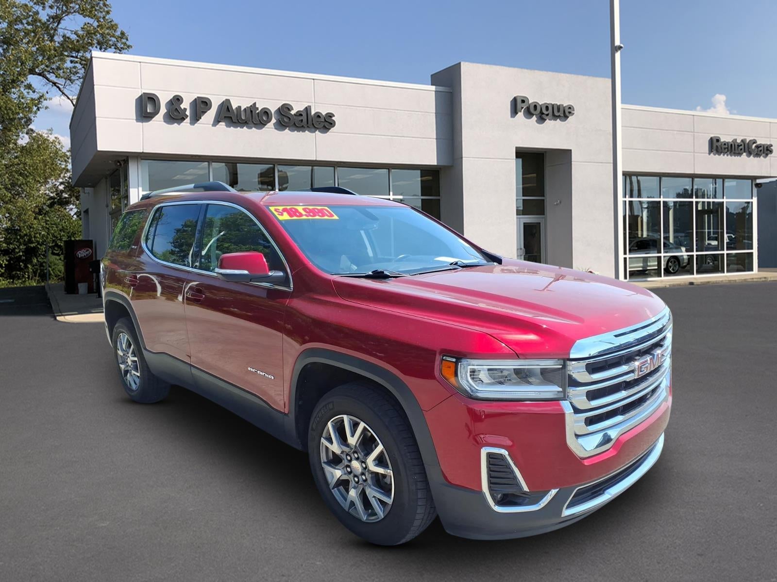 2020 GMC Acadia SLT in Red Quartz Tintcoat — front three-quarter view